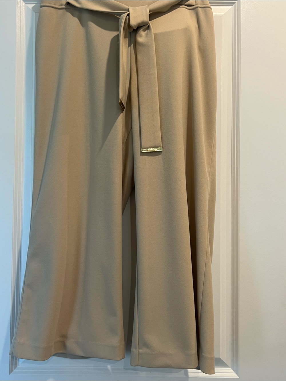 Calvin Klein Beige Wide-Leg Tie-Waist Crops. Embellished tie.